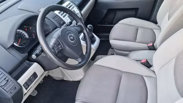MAZDA 5