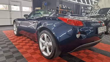 PONTIAC Solstice