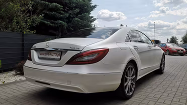 MERCEDES-BENZ CLS