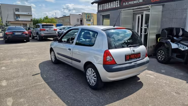 RENAULT Clio