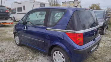 PEUGEOT 1007