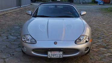 JAGUAR XK8