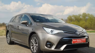 TOYOTA Avensis