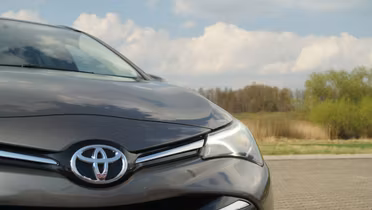 TOYOTA Avensis