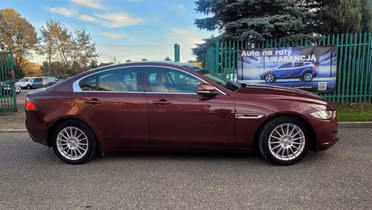 JAGUAR XE