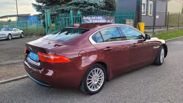JAGUAR XE