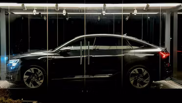AUDI e-tron