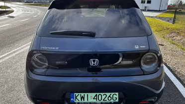 HONDA e