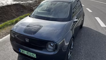 HONDA e