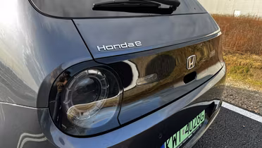 HONDA e