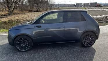 HONDA e