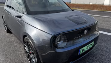 HONDA e