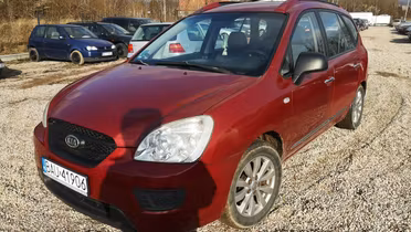 KIA Carens