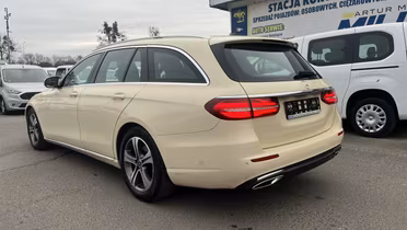 MERCEDES-BENZ E Klasa
