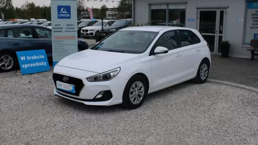 HYUNDAI i30