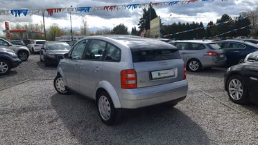 AUDI A2