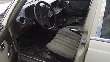 MERCEDES-BENZ 123