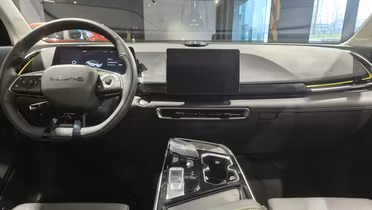 BAIC Beijing 5