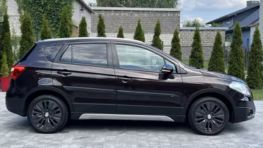 SUZUKI S-Cross