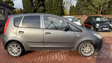 MITSUBISHI Colt
