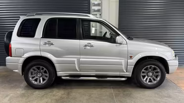 SUZUKI Grand Vitara