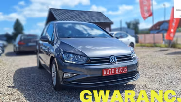 VOLKSWAGEN Golf Sportsvan