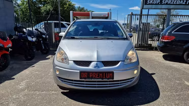 MITSUBISHI Colt