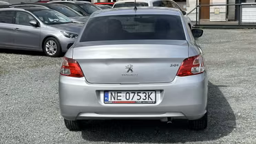 PEUGEOT 301