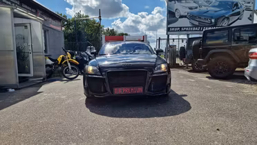 AUDI TT