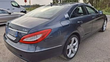 MERCEDES-BENZ CLS