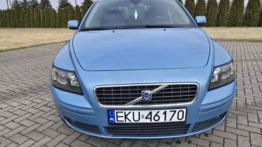 VOLVO S40