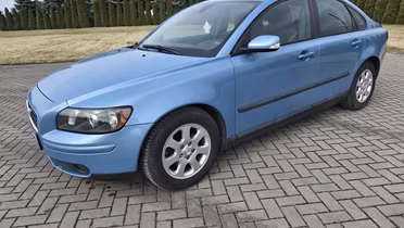 VOLVO S40