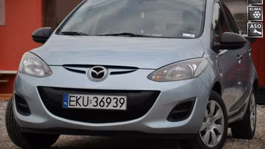 MAZDA 2