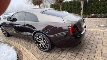 ROLLS-ROYCE Wraith