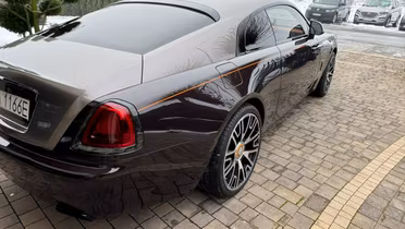 ROLLS-ROYCE Wraith