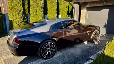ROLLS-ROYCE Wraith
