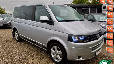 VOLKSWAGEN Multivan