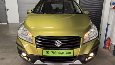 SUZUKI S-Cross