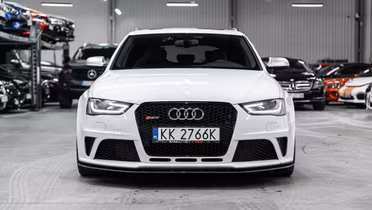 AUDI RS4