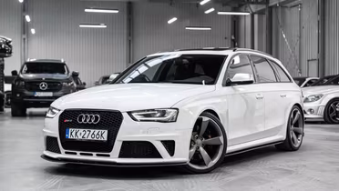 AUDI RS4