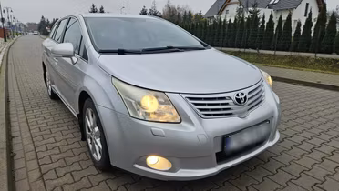 TOYOTA Avensis