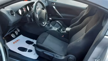 PEUGEOT RCZ