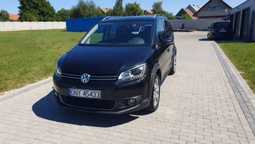 VOLKSWAGEN Touran