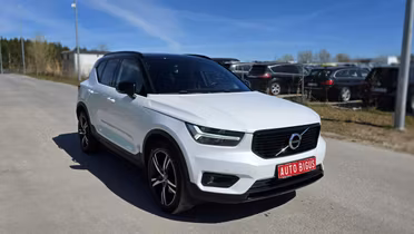 VOLVO XC40