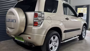 SUZUKI Grand Vitara