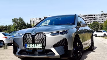 BMW iX