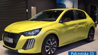PEUGEOT 208