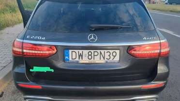 MERCEDES-BENZ E Klasa
