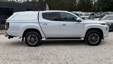 MITSUBISHI L 200