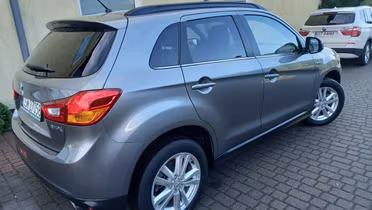 MITSUBISHI ASX